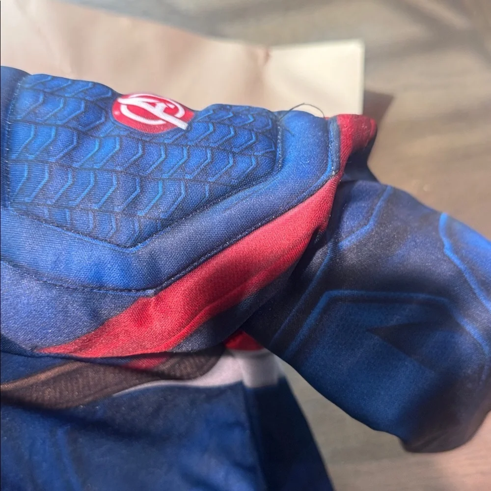 New Marvel Youth Captain America Halloween Costume Size Medium (8-10) - Picture 13 of 15